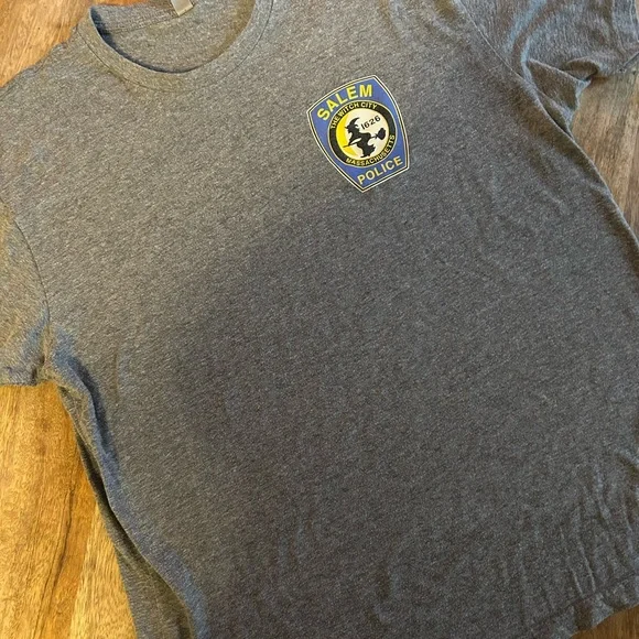 Salem, Massachusetts police t shirt featuring a witch size large - Picture 2 of 5